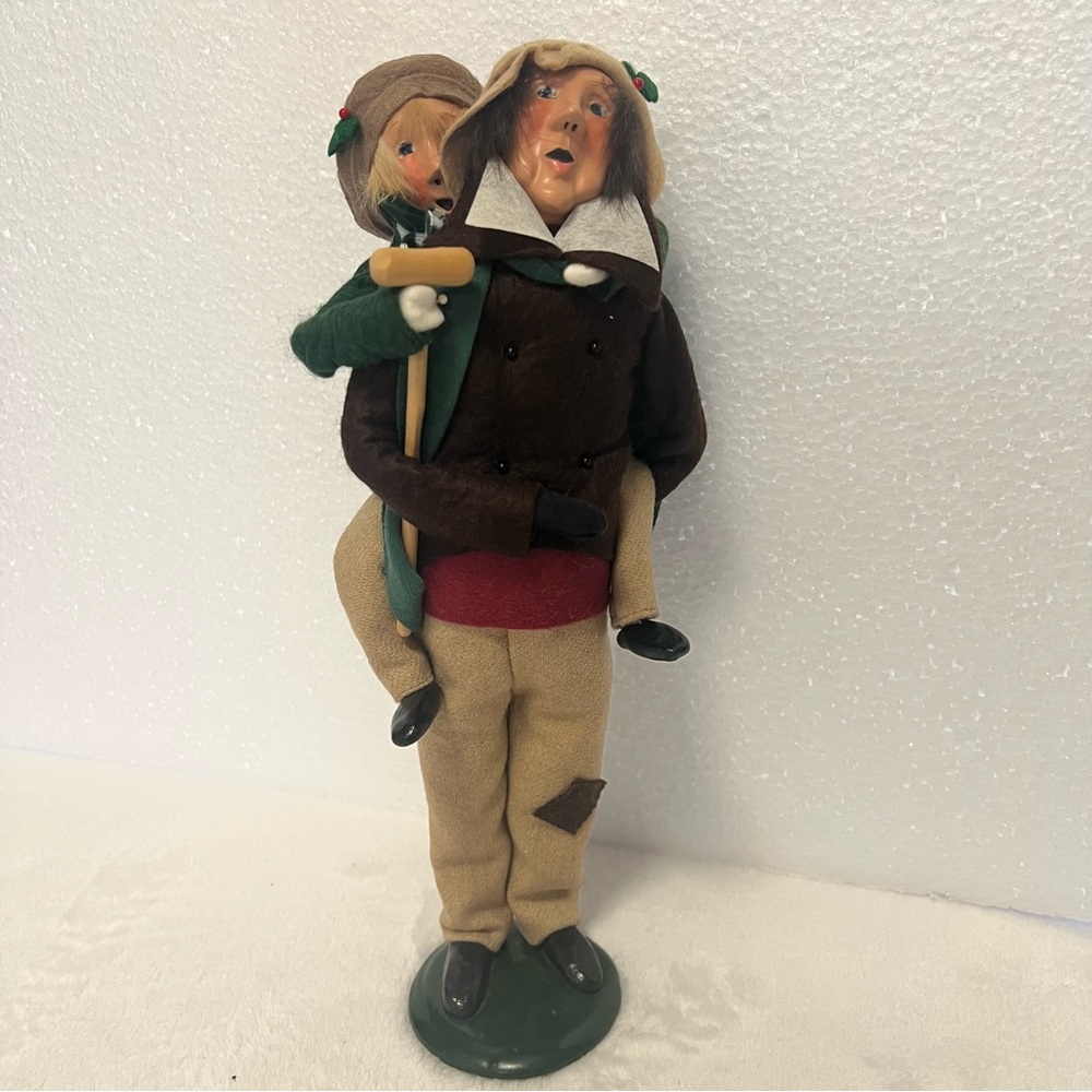 Byers’ Choice Bob Cratchit & Tiny Tim Holiday Caroler Figurine 1st Edition 1990